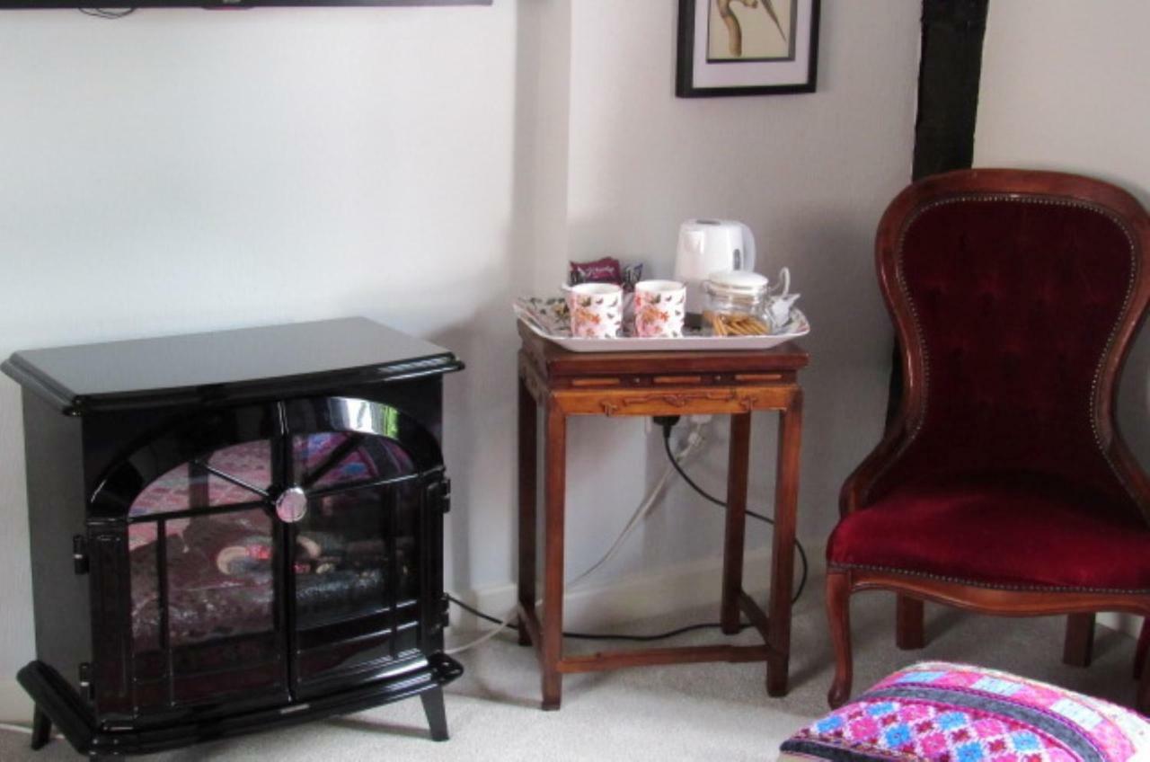 The Old Vicarage Hotel & Restaurant Bridgwater Extérieur photo A tea table